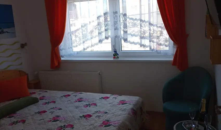 Riviera Apartman Hajdszoboszl - Hsvt (min. 3 j)