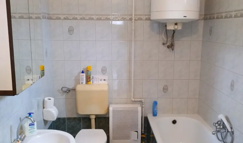 Rzsi Vendghz Mihlyhza - Hsvt (min. 2 j)