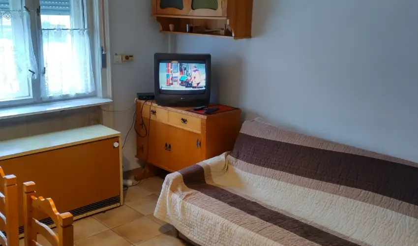 Rzsi Vendghz Mihlyhza - Hsvt (min. 2 j)