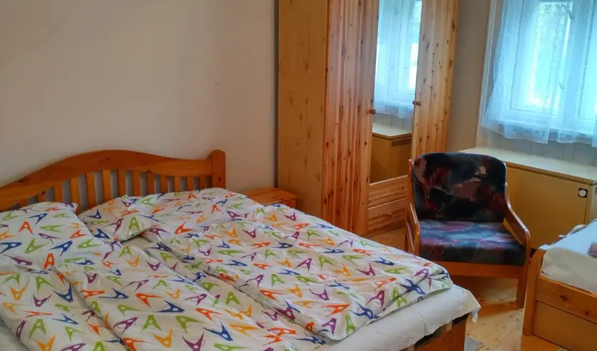 Rzsi Vendghz Mihlyhza - Hsvt (min. 2 j)