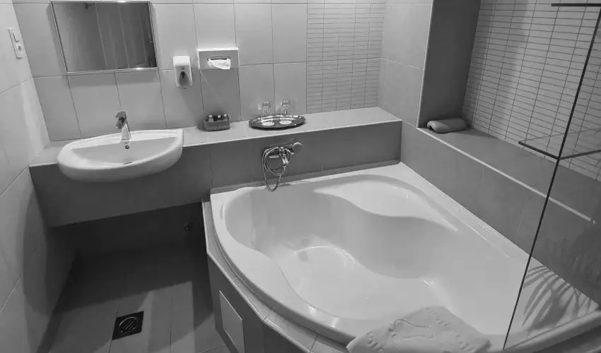 Salg� Hotel Salg�tarj�n-Eresztv�ny - H�sv�t