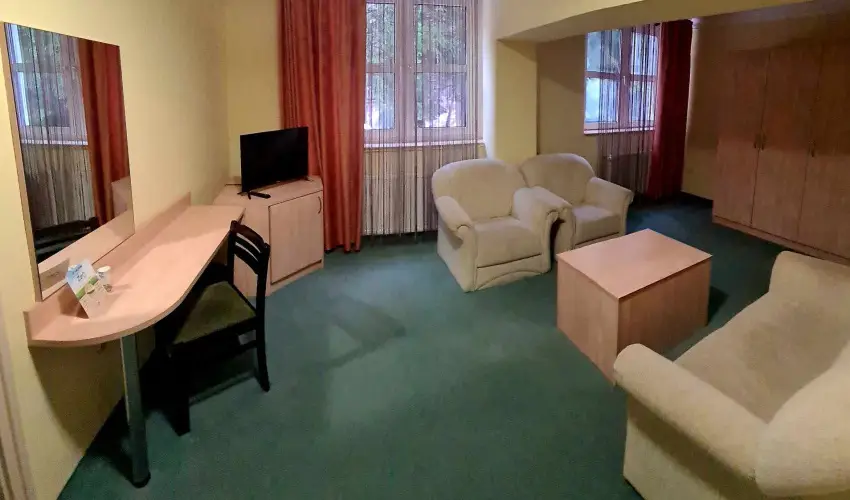 Salg Hotel Salgtarjn-Eresztvny - Hsvt