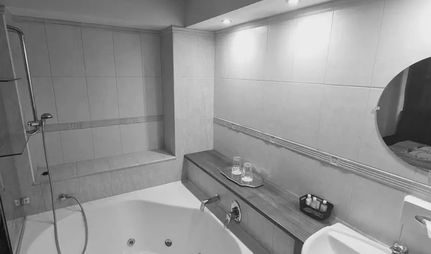 Salg� Hotel Salg�tarj�n-Eresztv�ny - H�sv�t