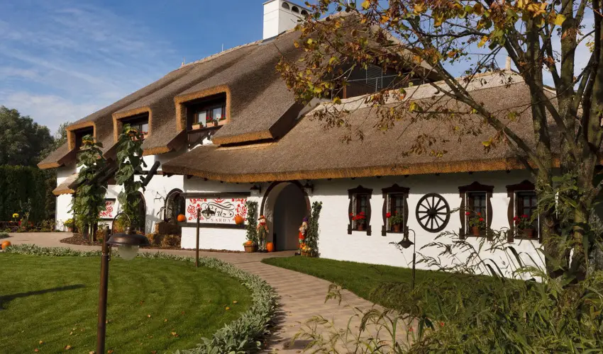 Sári Udvar Dunakiliti - Húsvét (min. 2 éj)