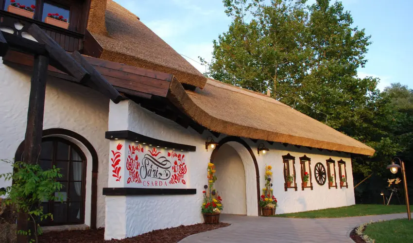 Sári Udvar Dunakiliti - Húsvét (min. 2 éj)