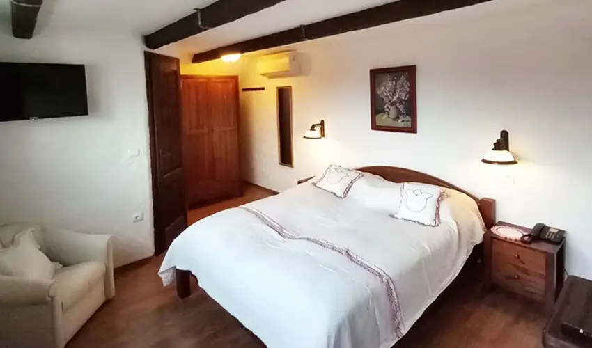 Sári Udvar Dunakiliti - Húsvét (min. 2 éj)