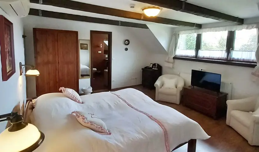 Sári Udvar Dunakiliti - Húsvét (min. 2 éj)