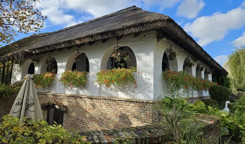 Sári Udvar Dunakiliti - Húsvét (min. 2 éj)