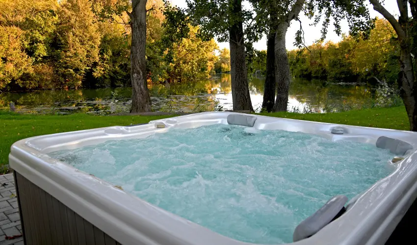 Sári Udvar Dunakiliti - Húsvét (min. 2 éj)