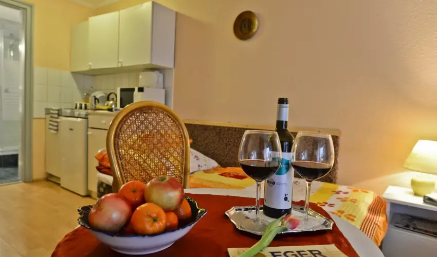 Siesta Vendghz Eger - Hsvt (min. 2 j)