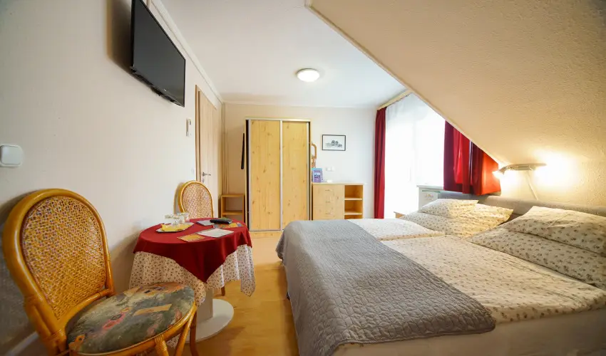 Siesta Vendghz Eger - Hsvt (min. 2 j)