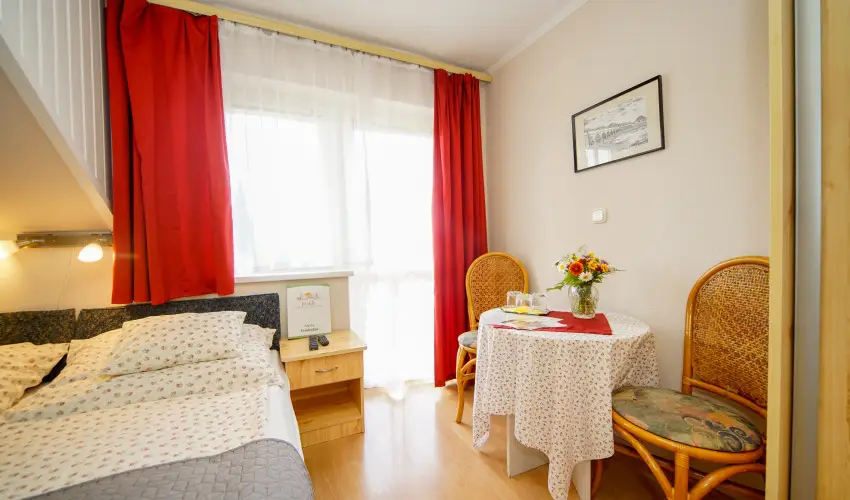 Siesta Vendghz Eger - Hsvt (min. 2 j)