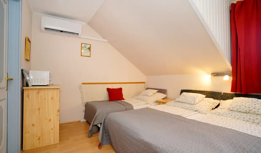 Siesta Vendghz Eger - Hsvt (min. 2 j)