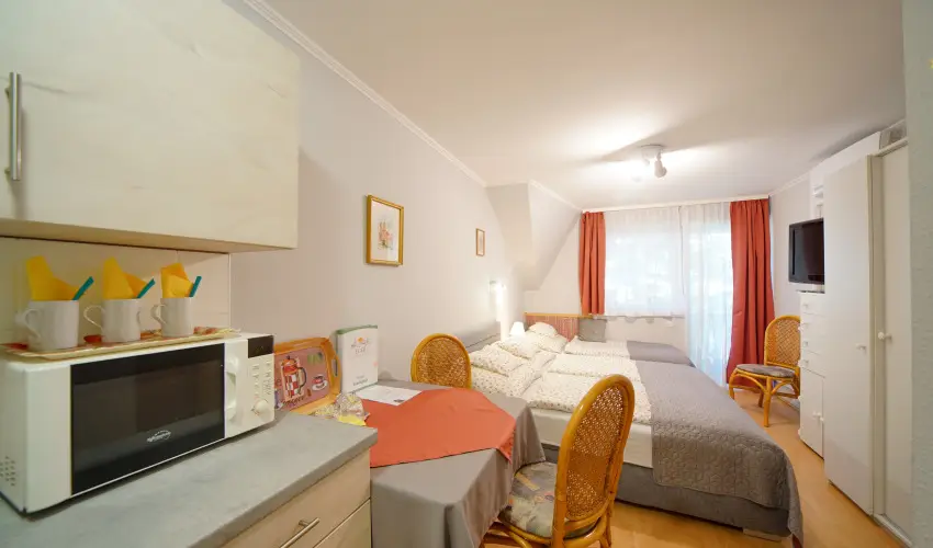 Siesta Vendghz Eger - Hsvt (min. 2 j)