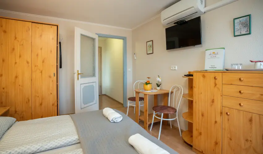 Siesta Vend�gh�z Eger - H�sv�t (min. 3 �j)