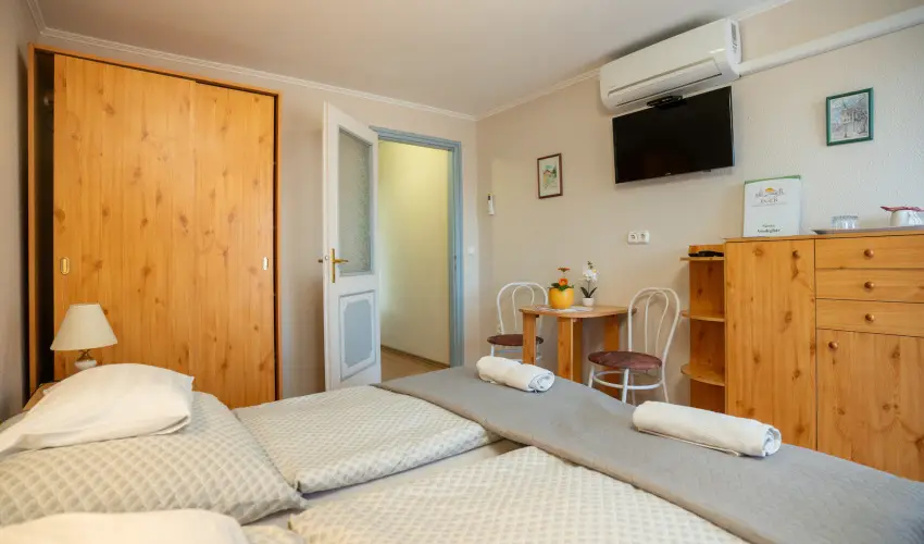 Siesta Vend�gh�z Eger - H�sv�t (min. 3 �j)