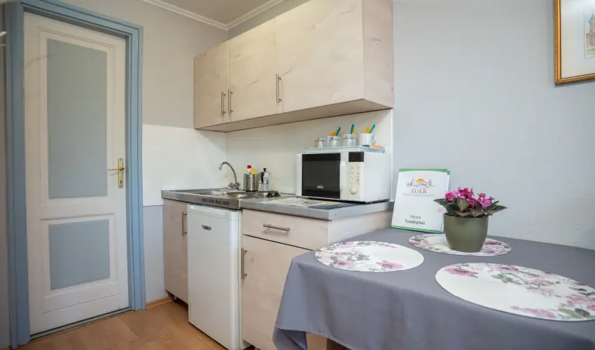 Siesta Vend�gh�z Eger - H�sv�t (min. 3 �j)