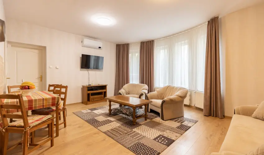 Skorpi Lak3 Hajdszoboszl - Hsvt