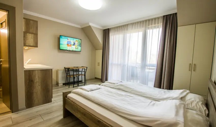 Skorpi Lak Hajdszoboszl - Hsvt (min. 3 j)