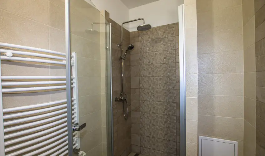 Skorpi Lak Hajdszoboszl - Hsvt (min. 3 j)