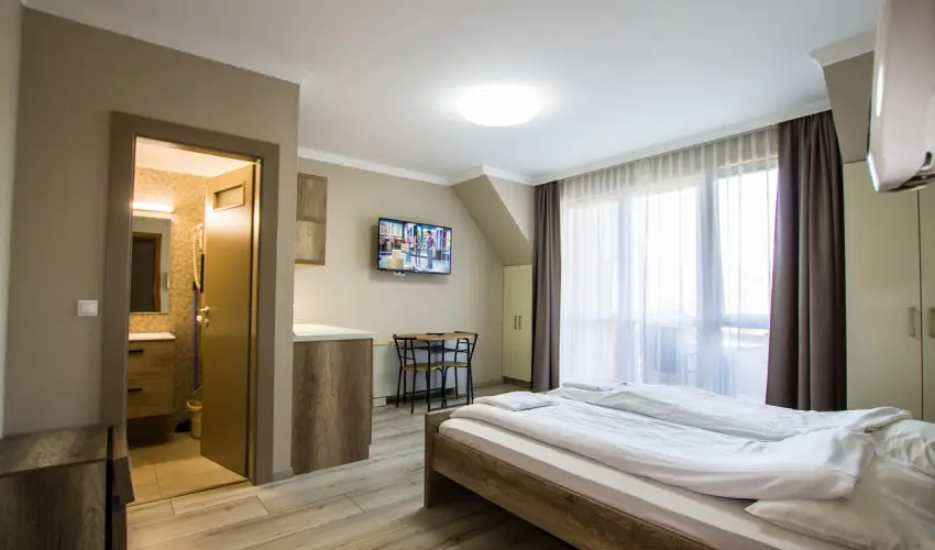 Skorpi Lak Hajdszoboszl - Hsvt (min. 3 j)