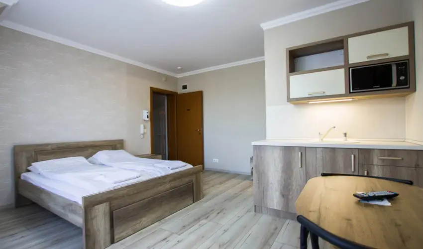 Skorpi Lak Hajdszoboszl - Hsvt (min. 3 j)