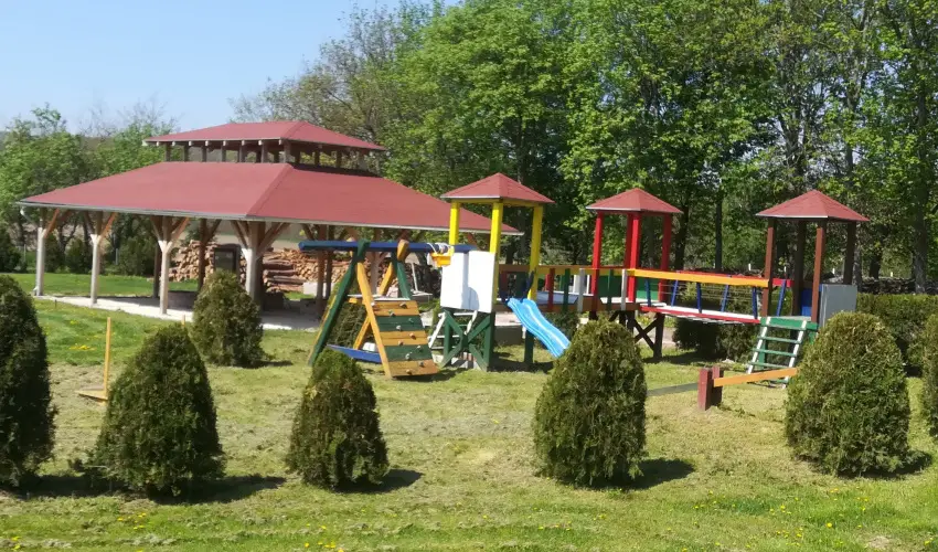 Sokor Fogad Sokorptka - Hsvti kavalkd (min. 3 j)