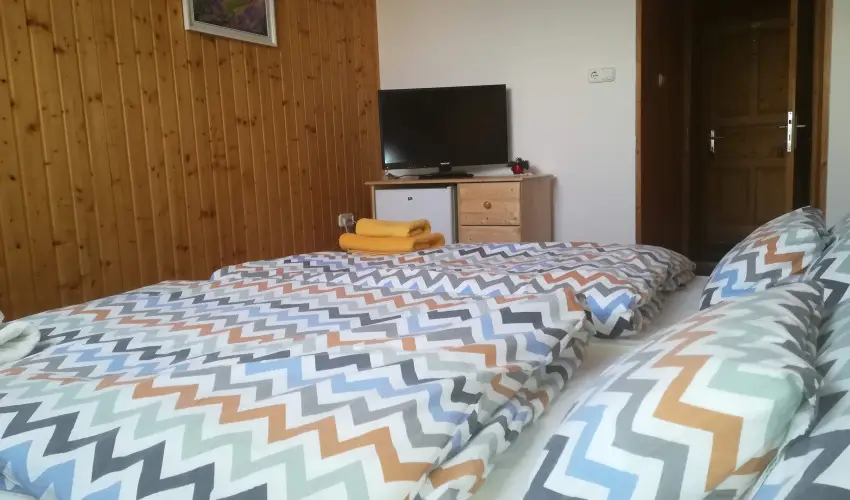 Sokor Fogad Sokorptka - Hsvti kavalkd (min. 3 j)