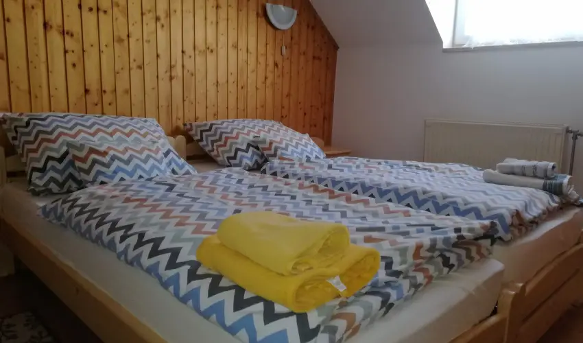 Sokor Fogad Sokorptka - Hsvti kavalkd (min. 3 j)