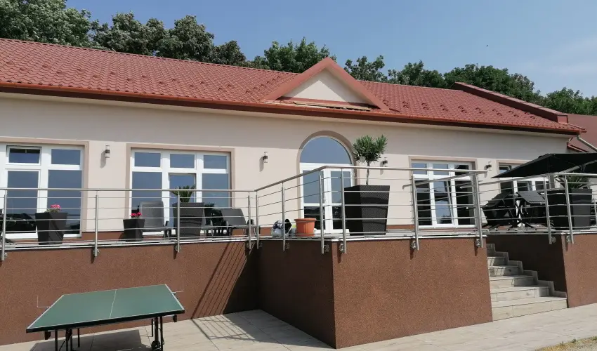 Sokor Fogad Sokorptka - Hsvti kavalkd (min. 3 j)