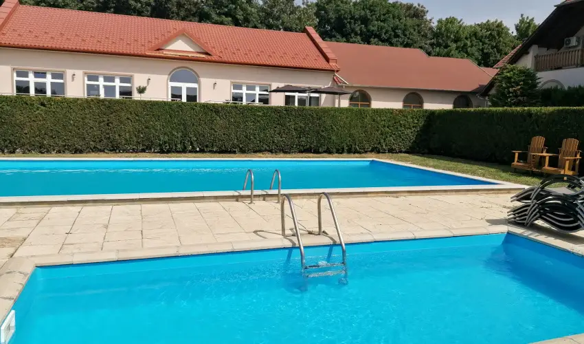 Sokor Fogad Sokorptka - Hsvti kavalkd (min. 3 j)