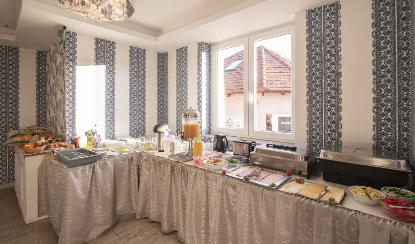 Sweet-Life Wellness Apartman Egerszal�k - H�sv�t