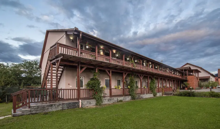 Sweet-Life Wellness Apartman Egerszal�k - H�sv�t