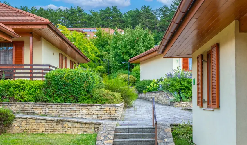 Szalajka Liget Hotel �s Apartmanh�zak Szilv�sv�rad - H�sv�t (min. 2 �j)