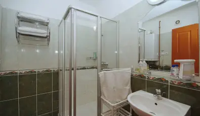 Szam�c�s Apartman Gyula