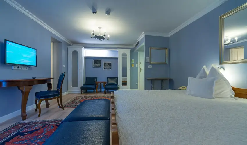 Sz�rcsa Hotel Sz�kesfeh�rv�r - H�sv�t (min. 3 �j)