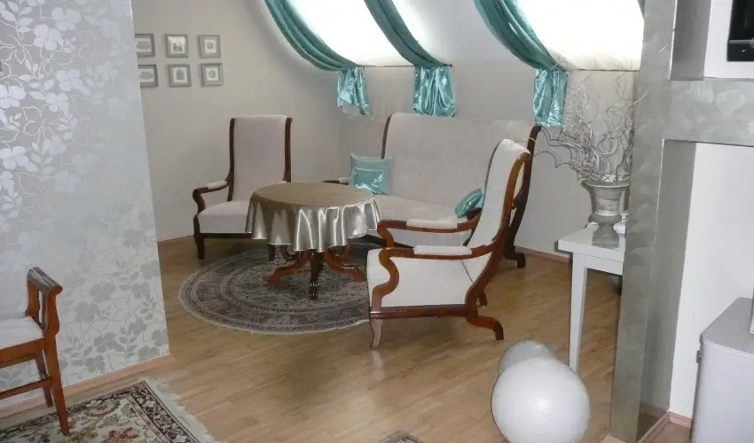 Sz�rcsa Hotel Sz�kesfeh�rv�r - H�sv�t (min. 3 �j)