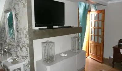 Sz�rcsa Hotel Sz�kesfeh�rv�r