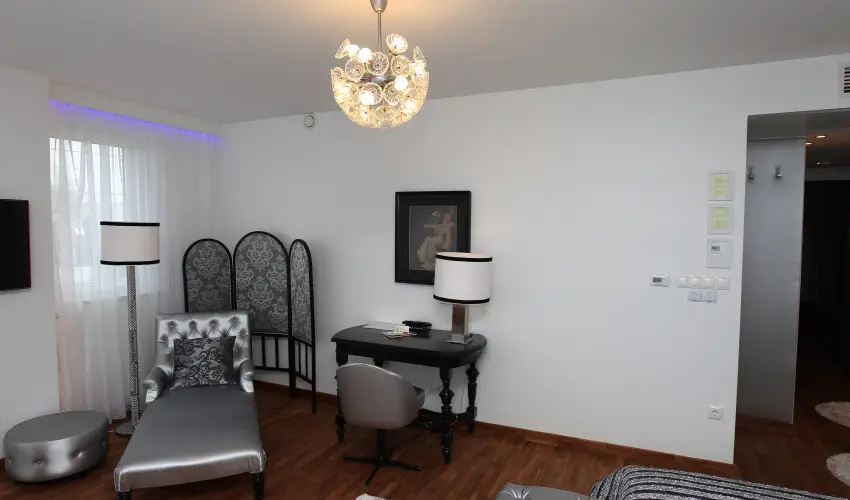 Sz�rcsa Hotel Sz�kesfeh�rv�r - H�sv�t (min. 3 �j)