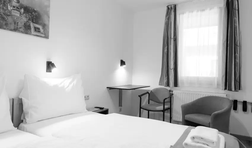 Hotel Adalbert - Boldog Meszl�nyi Zolt�n H�z  Esztergom - H�sv�t (min. 3 �j)