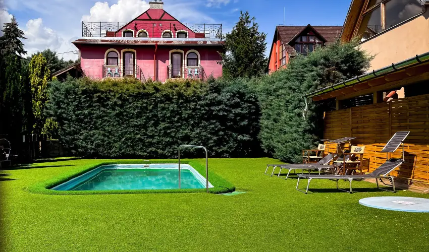 Szent Istv�n Hotel Eger - H�sv�t (min. 2 �j)