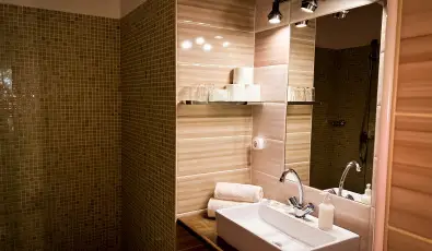 Szent Istv�n Hotel Eger