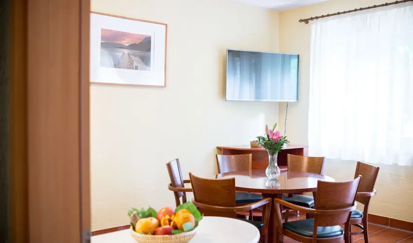 Wellness Hotel Szindbd  Balatonszemes - Hsvt