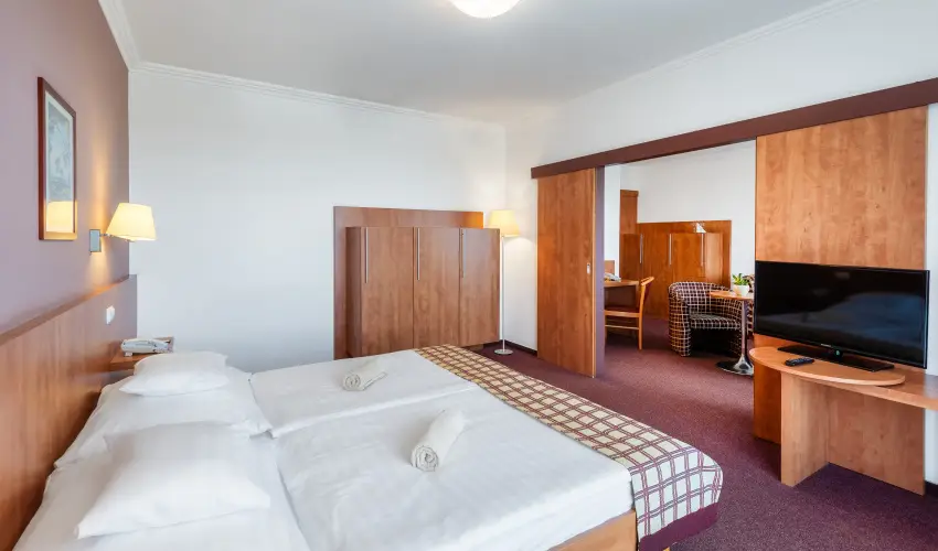 Hunguest Hotel Pelion  Tapolca - H�sv�t (min. 2 �j)