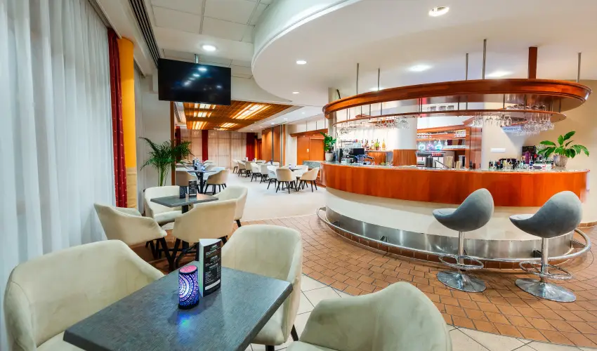 Hunguest Hotel Pelion  Tapolca - H�sv�t (min. 2 �j)