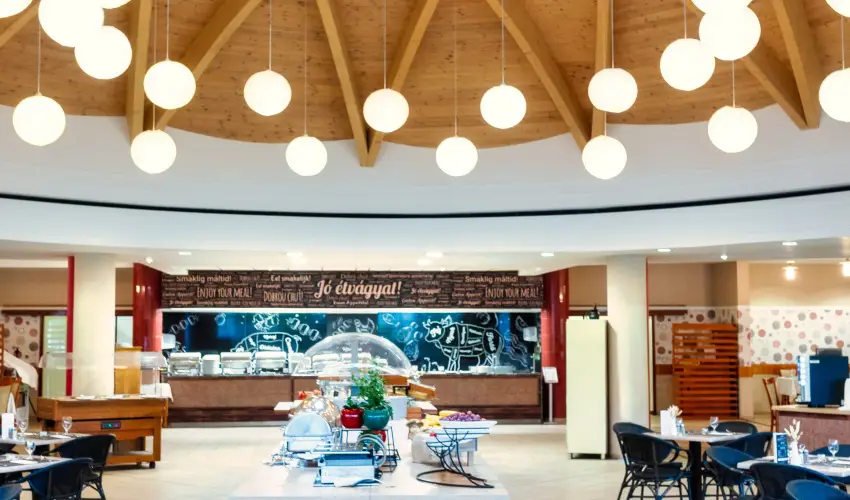 Hunguest Hotel Pelion  Tapolca - H�sv�t (min. 2 �j)