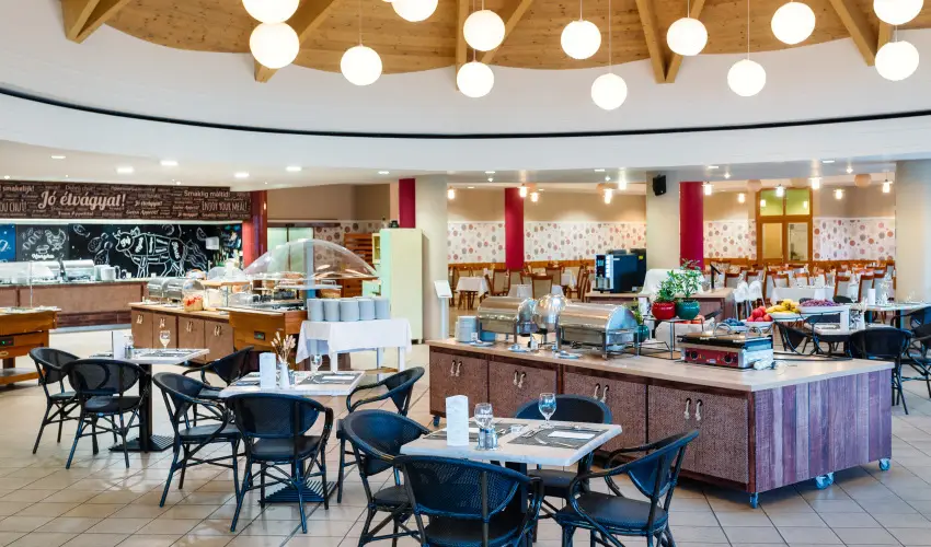 Hunguest Hotel Pelion  Tapolca - H�sv�t (min. 2 �j)