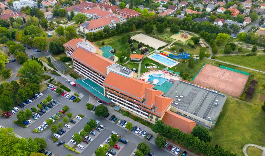 Hunguest Hotel Pelion  Tapolca - H�sv�t (min. 2 �j)