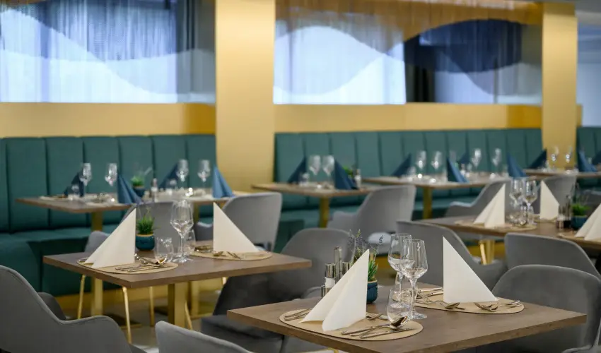 Kenese Bay Garden Resort & Conference Balatonkenese - Húsvét