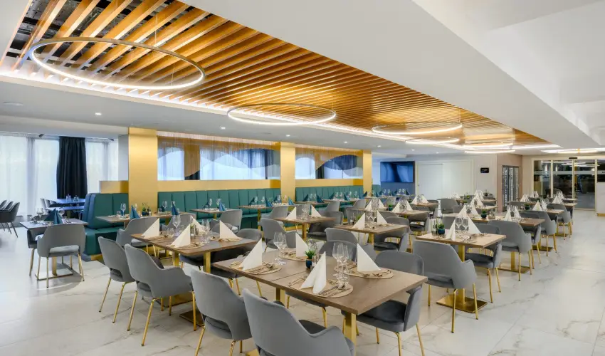 Kenese Bay Garden Resort & Conference Balatonkenese - Húsvét